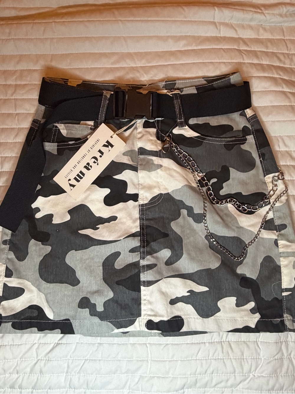 Mini Skirt Rue 21 Camo Black Gray White Belt Chain Clip Pockets Button Fly New